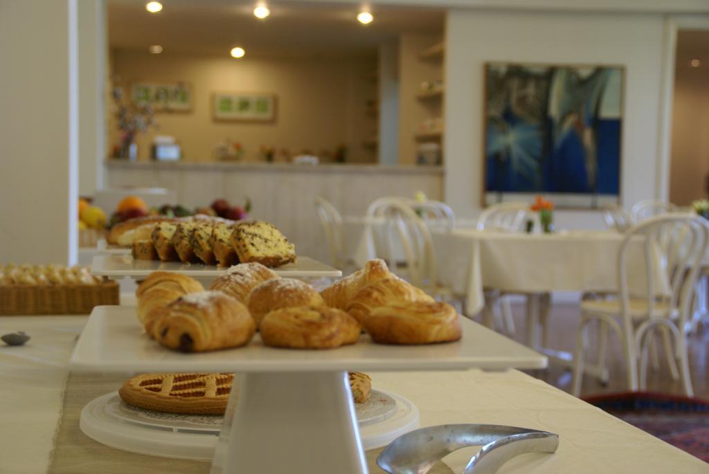 Hotel Rasula Alta Gravina di Catania Exteriör bild