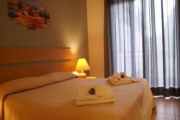 Hotel Rasula Alta Gravina di Catania Exteriör bild