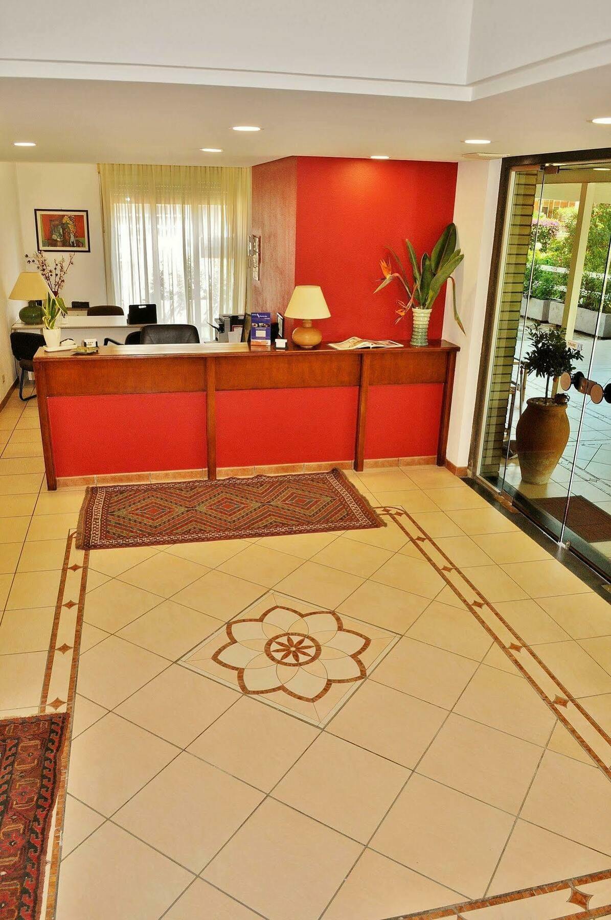 Hotel Rasula Alta Gravina di Catania Exteriör bild